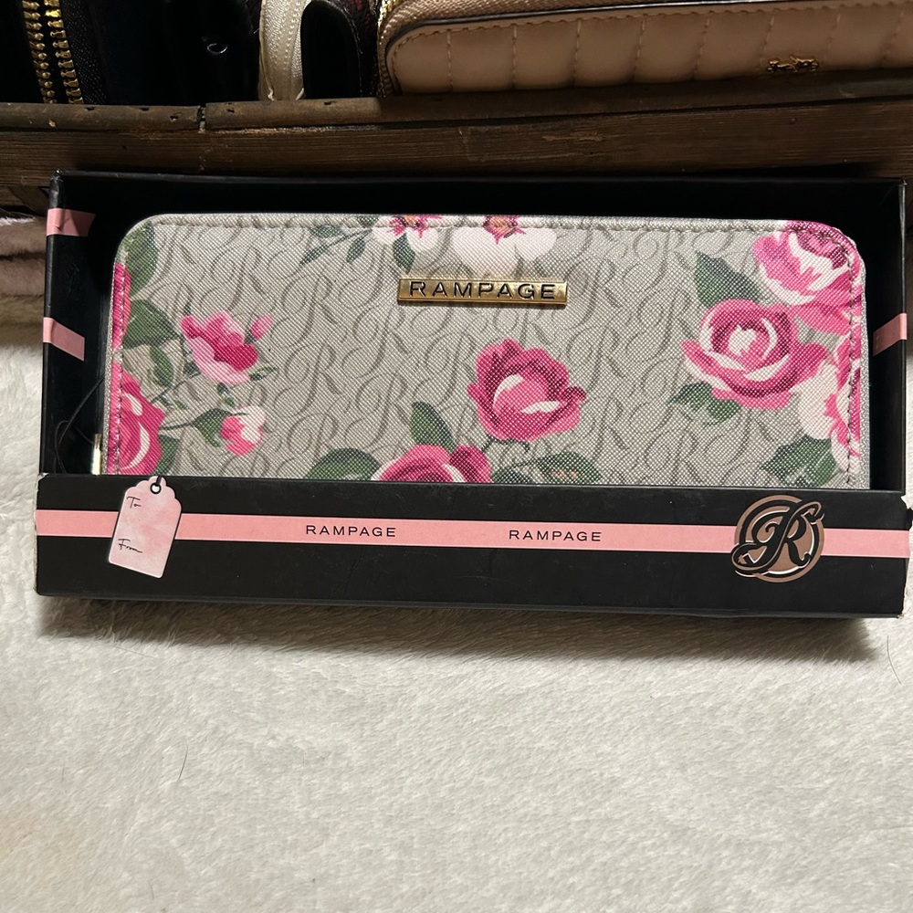 New Rampage floral wallet with zipper #floral #accessories